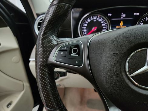 Used 2017 Mercedes-Benz E 300 4MATIC image 22