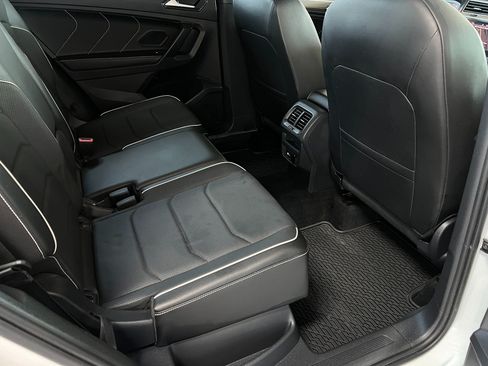 Used 2022 Volkswagen Tiguan SEL R-Line AWD/4WD image 27