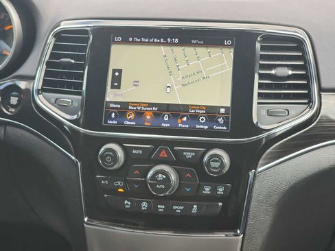 Used 2020 Jeep Grand Cherokee Limited w/ Trailer Tow Group IV AWD/4WD image 20