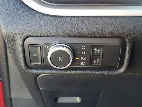 Used 2021 Ford Explorer XLT w/ Equipment Group 202A image 31