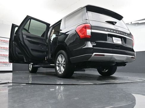 Used 2022 Ford Expedition XLT image 47