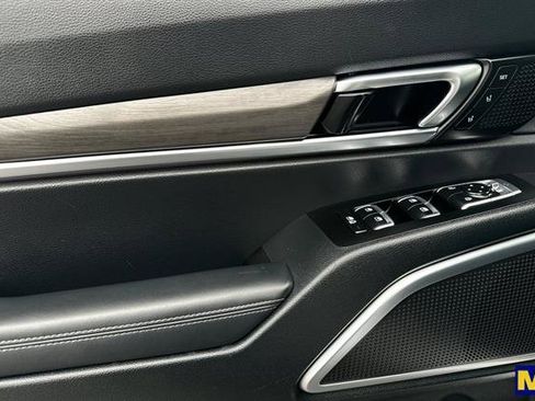 Used 2024 Kia Telluride SX Prestige X-Line image 11