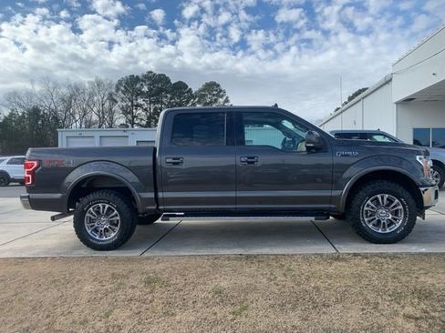 Used 2019 Ford F150 Lariat w/ FX4 Off-Road Package image 2