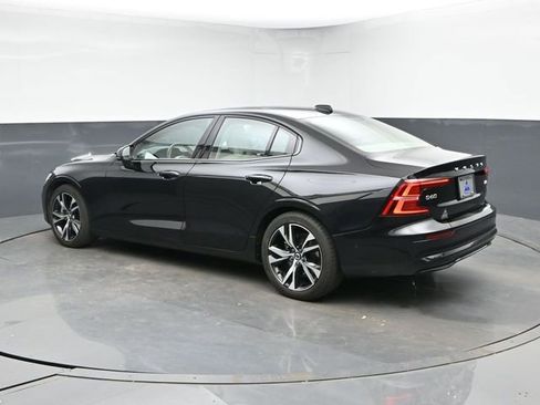 Used 2024 Volvo S60 B5 Plus w/ Climate Package AWD/4WD image 7