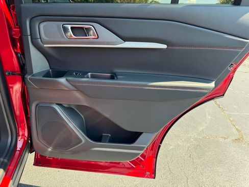 New 2025 Ford Explorer ST-Line image 31