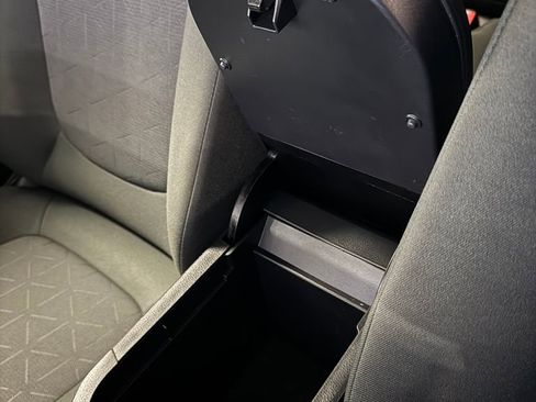 Used 2023 Toyota RAV4 XLE image 21