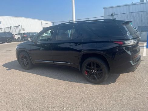 Used 2019 Chevrolet Traverse Premier w/ Redline Edition AWD/4WD image 7