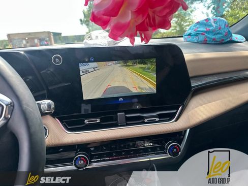 Used 2026 Chevrolet Equinox ACTIV AWD/4WD image 10