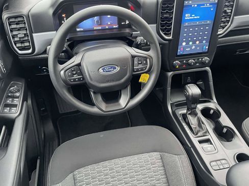 Used 2025 Ford Ranger XL w/ Trailer Tow Package image 18