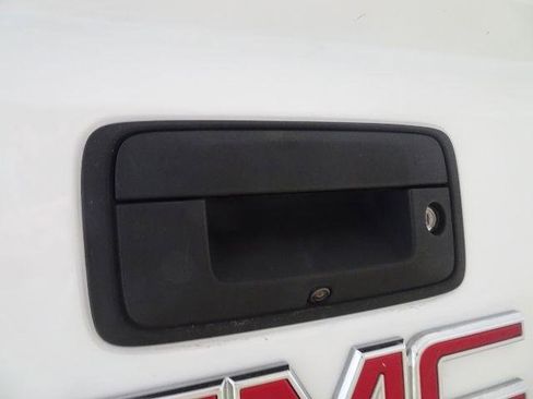 Used 2018 GMC Sierra 1500 2WD Regular Cab image 13