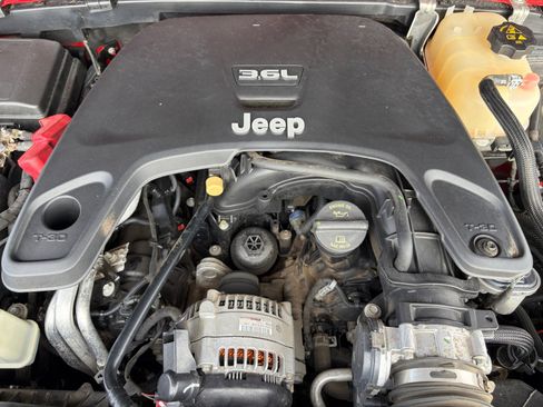 Used 2018 Jeep Wrangler Rubicon image 29