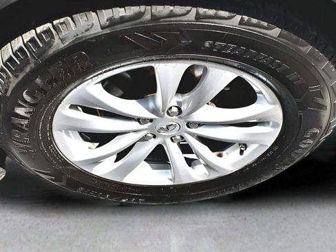 Used 2014 INFINITI QX70 3.7 Sport Utility 4D image 26