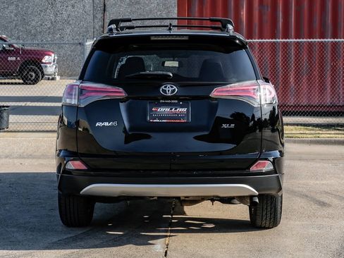 Used 2016 Toyota RAV4 XLE FWD image 14
