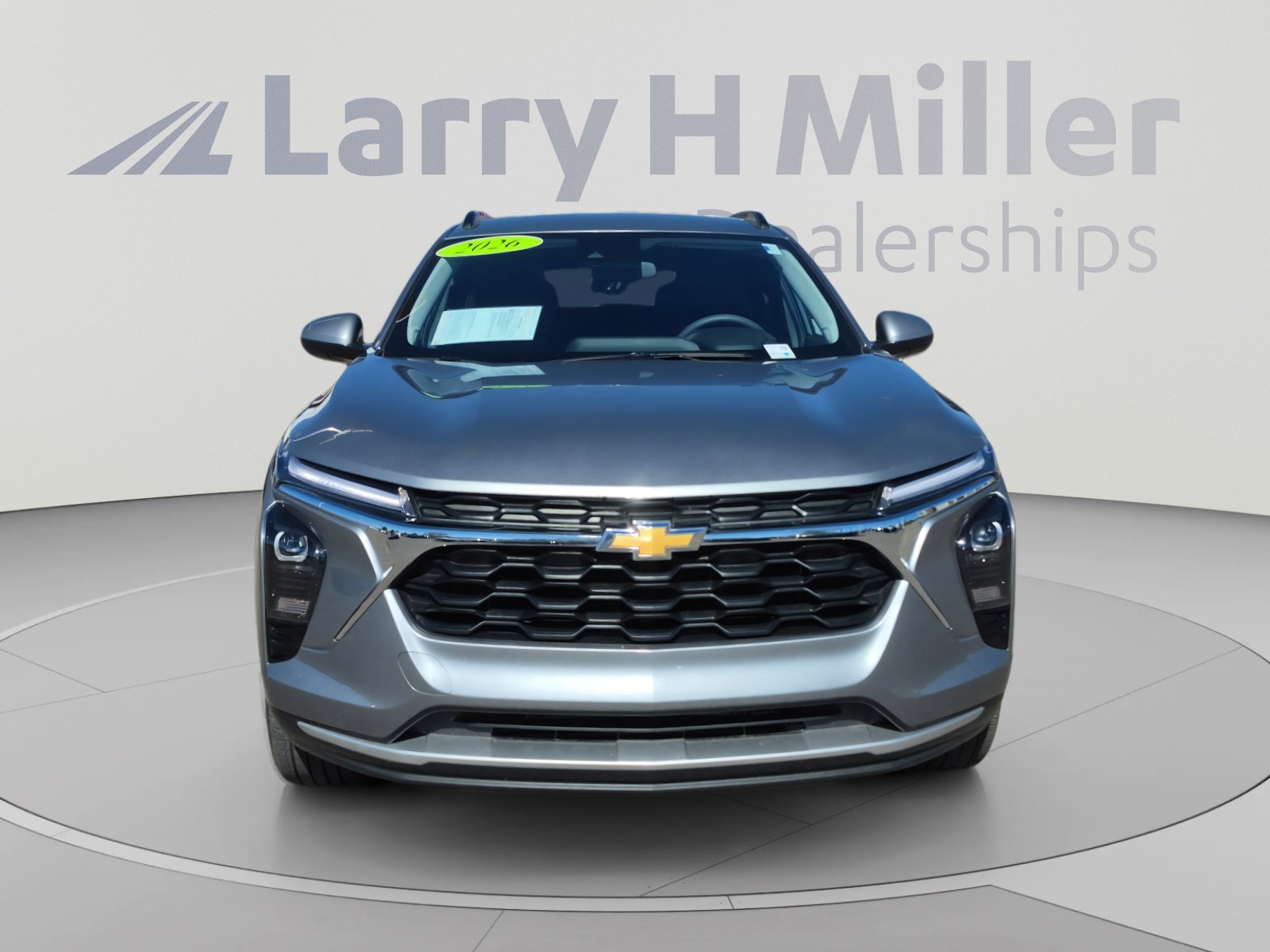 Used 2026 Chevrolet Trax LT FWD image 8