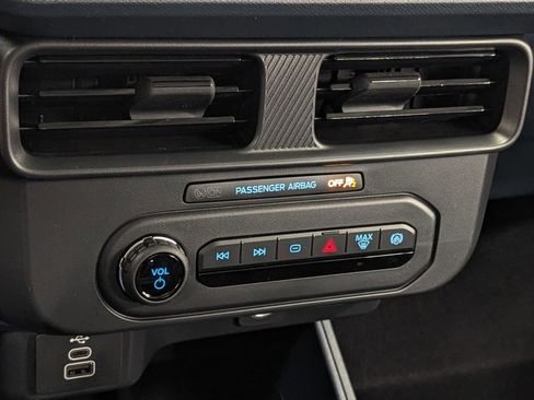 New 2025 Ford Maverick XL w/ Equipment Group 101A image 23