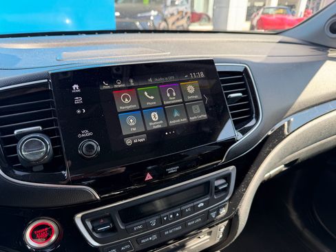 Used 2021 Honda Pilot Elite image 10