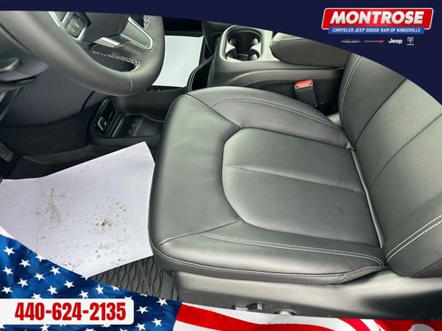 New 2026 Chrysler Voyager LX image 19