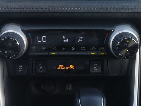 Used 2025 Toyota RAV4 XLE Premium w/ Weather Package AWD/4WD image 25