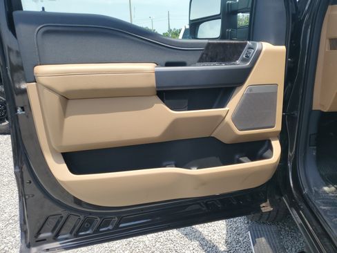 New 2025 Ford F250 Lariat w/ Lariat Ultimate Package image 15