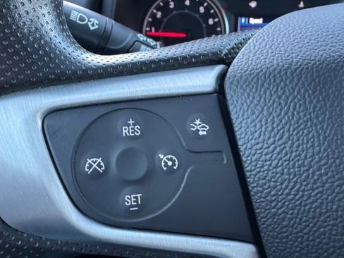 Used 2022 GMC Terrain SLE w/ Driver Convenience Package image 7