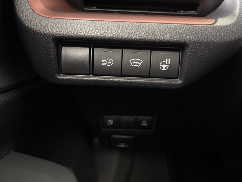 Certified 2023 Toyota Prius Prime FWD image 28