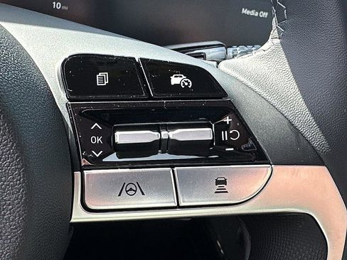 New 2026 Hyundai Elantra Limited FWD image 13