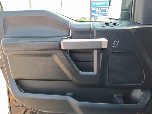 Certified 2019 Ford F150 XLT w/ Equipment Group 302A Luxury AWD/4WD image 12