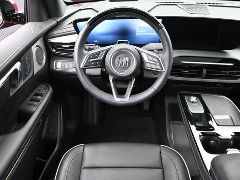 Certified 2025 Buick Enclave Avenir w/ Super Cruise Package image 21