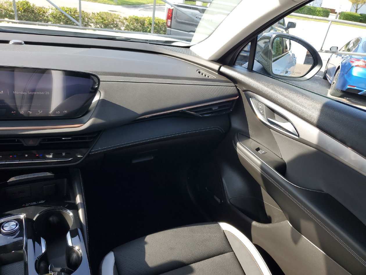 Used 2026 Buick Envision Sport Touring AWD/4WD image 14