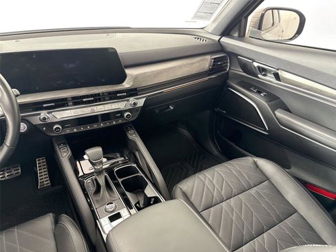 Used 2025 Kia Telluride SX X-Line image 34