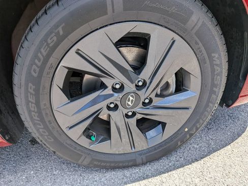 Used 2023 Hyundai Elantra SEL FWD image 37