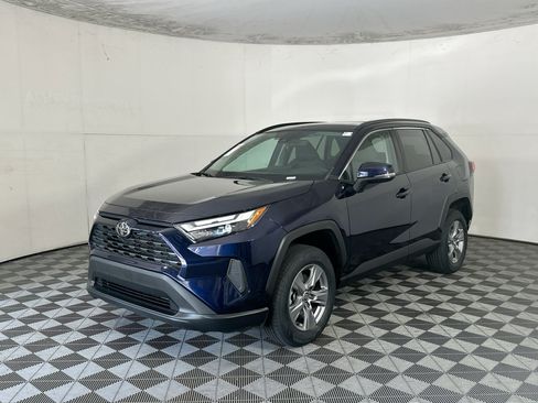Used 2023 Toyota RAV4 XLE w/ Convenience Package FWD image 7
