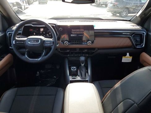 New 2026 GMC Canyon AT4 AWD/4WD image 12