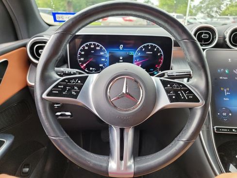 Used 2023 Mercedes-Benz GLC 300 4MATIC image 19