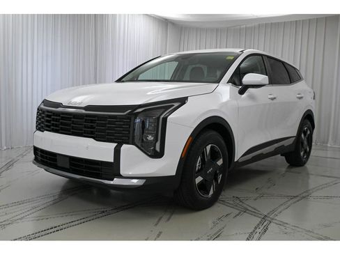 New 2026 Kia Sportage LX image 4