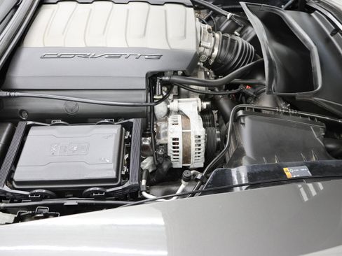 Used 2015 Chevrolet Corvette Stingray Coupe image 17