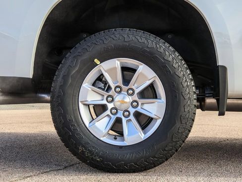 New 2026 Chevrolet Silverado 1500 LT w/ Safety Package AWD/4WD image 9