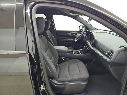 Used 2024 Chevrolet Traverse LT w/ Midnight/Sport Edition FWD image 23
