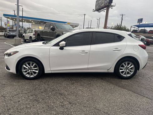 Used 2016 MAZDA MAZDA3 i Touring image 6