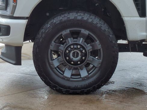 Used 2023 Ford F250 Lariat w/ Lariat Ultimate Package image 33