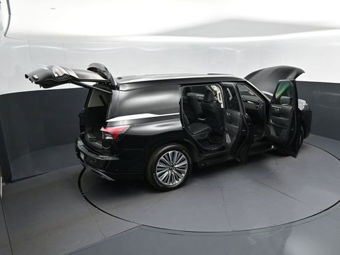 Used 2025 INFINITI QX80 Luxe RWD image 52