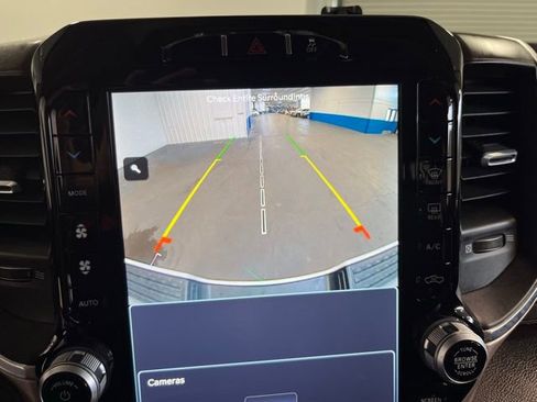 Used 2024 RAM 2500 Laramie image 27