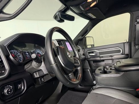 Used 2024 RAM 2500 Big Horn w/ Bed Utility Group image 21