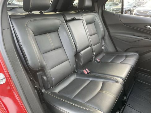 Used 2023 Chevrolet Equinox Premier image 15