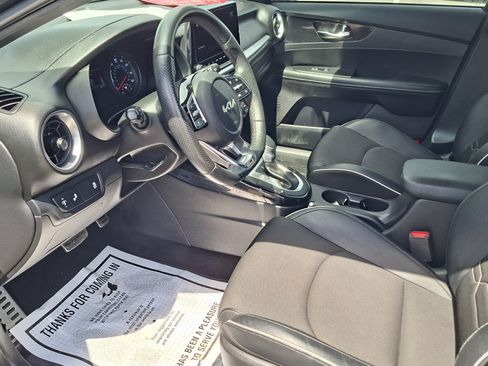 Used 2022 Kia Forte GT-Line FWD image 9