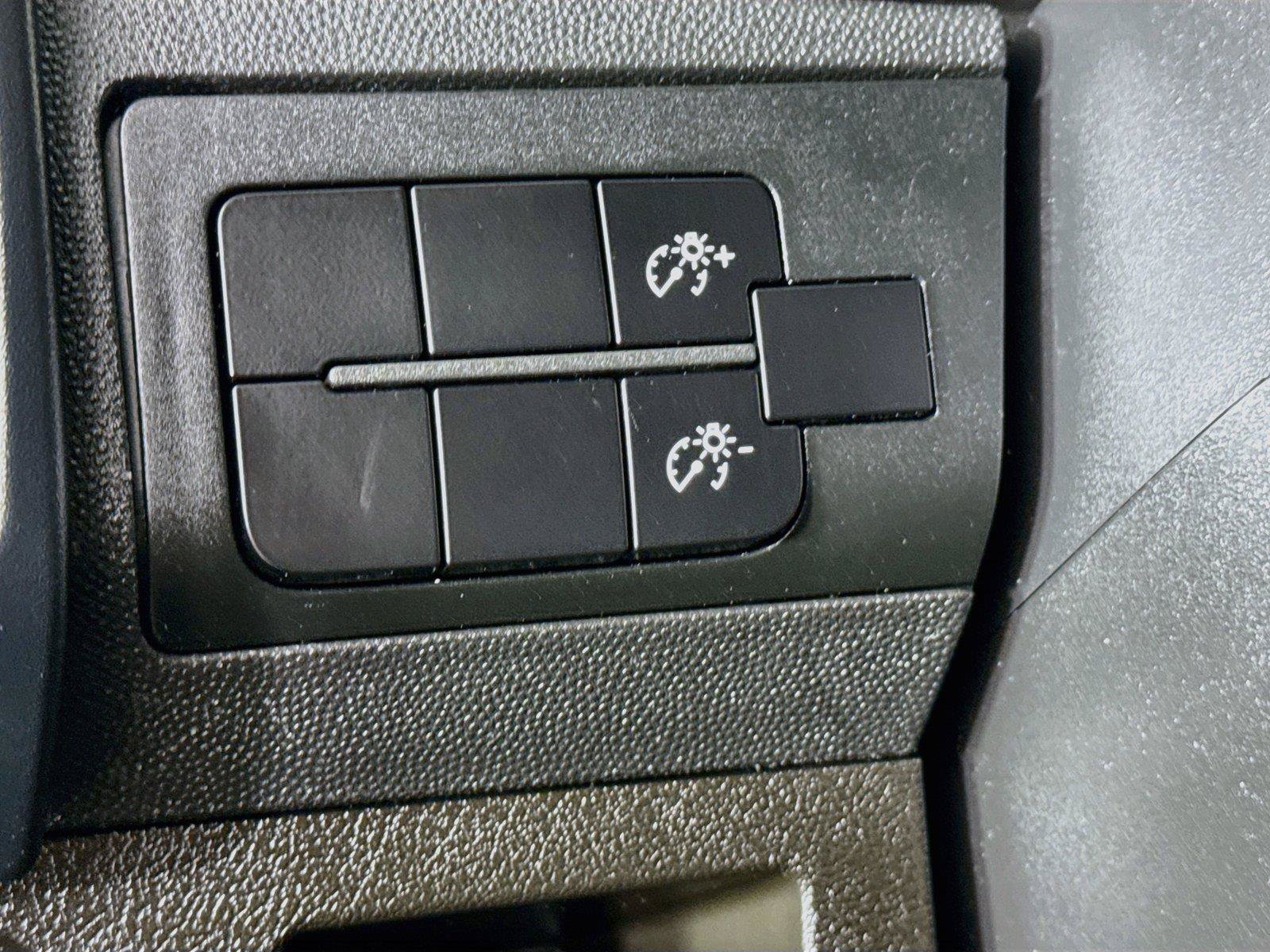 Used 2023 RAM ProMaster 2500 FWD image 14