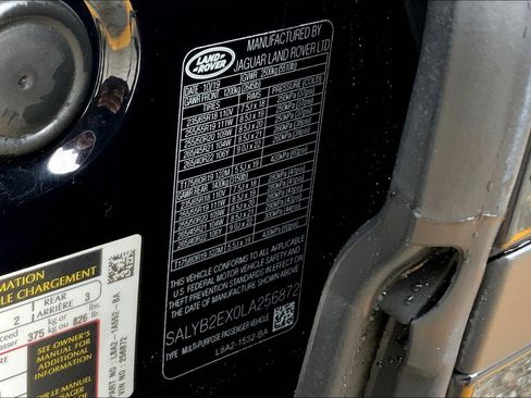 Used 2020 Land Rover Range Rover Velar S image 33