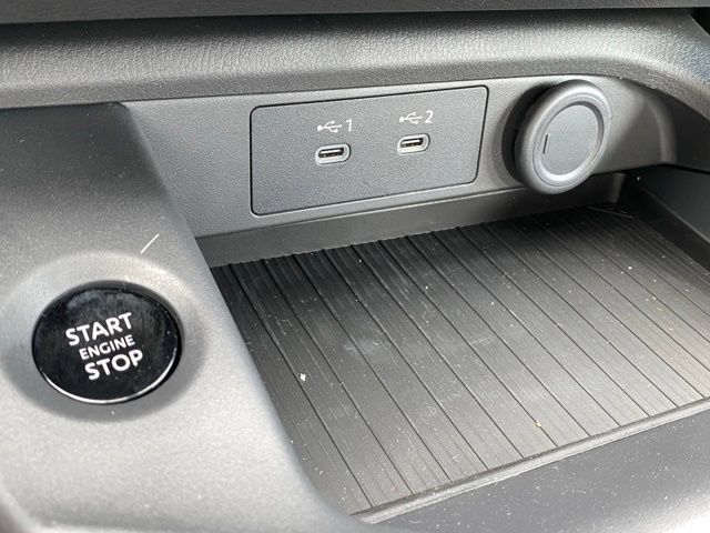 New 2027 Nissan Sentra SV FWD image 18