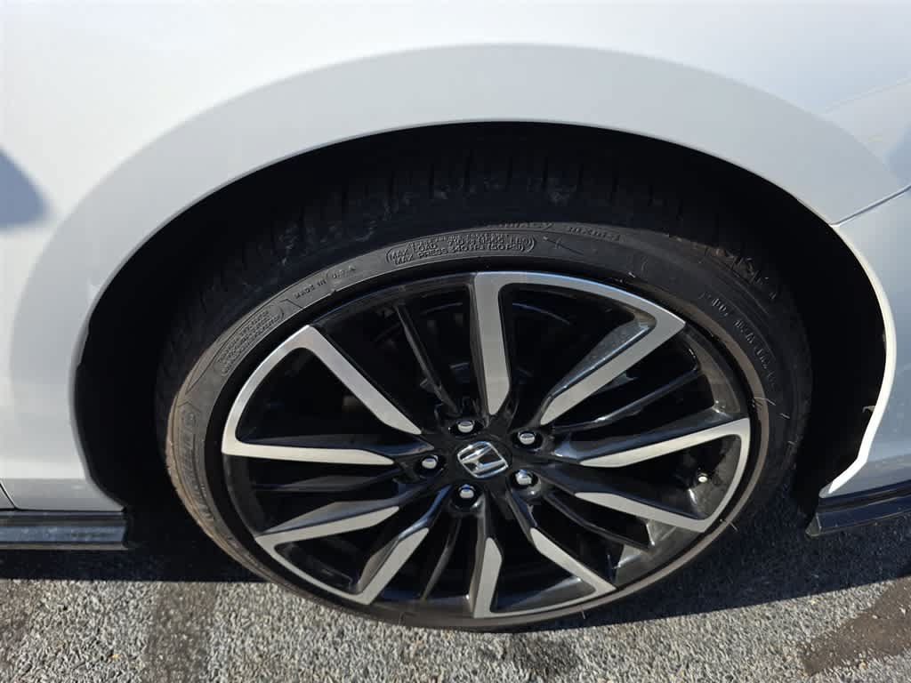 Used 2026 Honda Accord Touring image 11