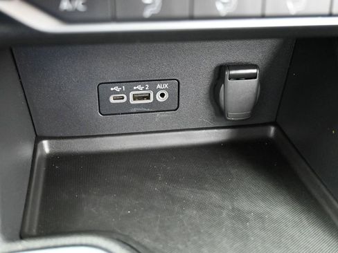 Used 2023 Nissan Sentra SV image 23